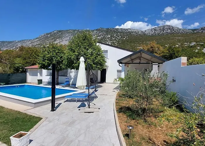 Infinity - Attractive For Rest And Relaxation * 트리발즈